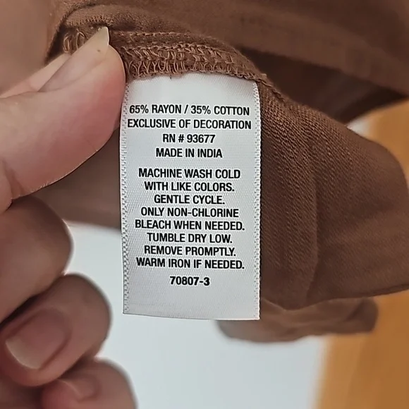 ana light brown top (L) - Picture 7 of 8